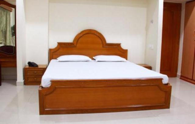Lloyds Guest House, North Boag Road, T. Nagar Τσενάι Εξωτερικό φωτογραφία