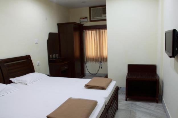 Lloyds Guest House, North Boag Road, T. Nagar Τσενάι Δωμάτιο φωτογραφία